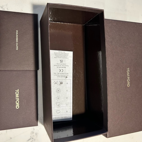 Tom ford sunglasses - Picture 9 of 10